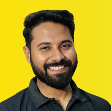 Shubham Londhe of TrainWithShubham